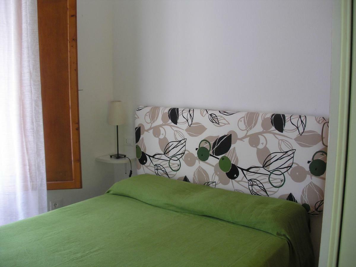 Residence I Pini Capoliveri  Extérieur photo