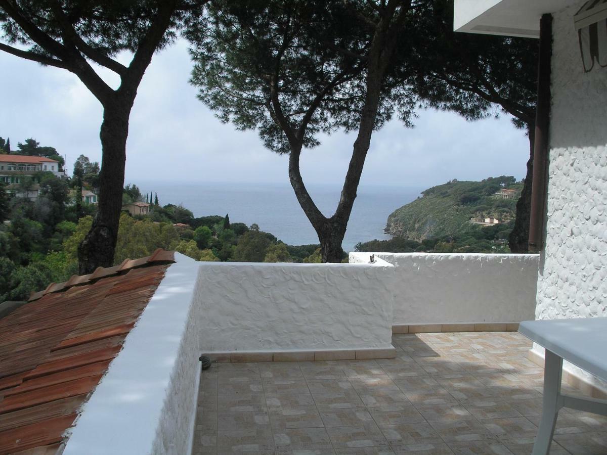 Residence I Pini Capoliveri  Extérieur photo